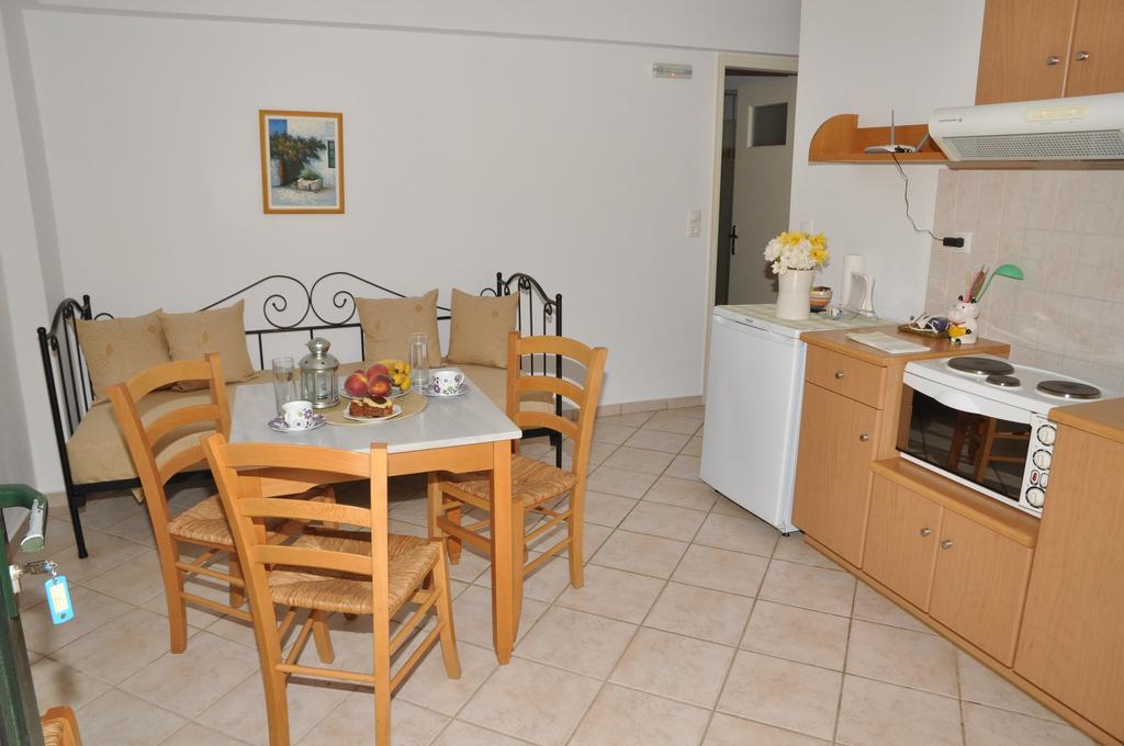 Handakas Appartement Ándros